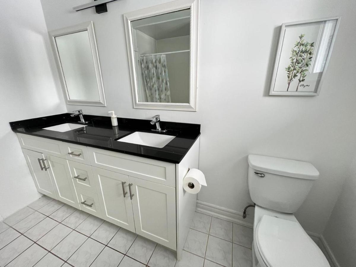 Letitia Heights !C Quiet And Modern Private Bedroom With Shared Bathroom Barrie Exterior foto