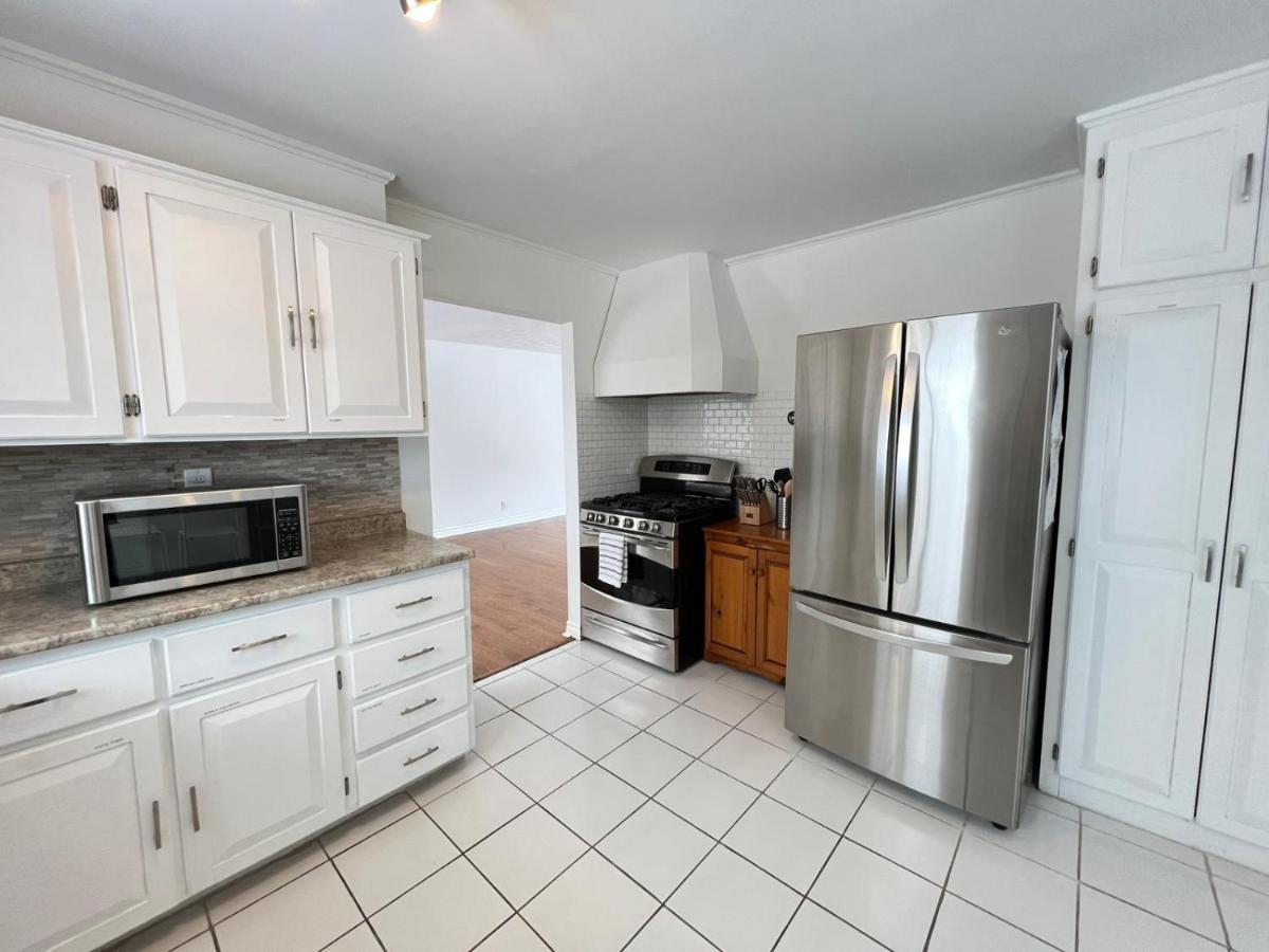 Letitia Heights !C Quiet And Modern Private Bedroom With Shared Bathroom Barrie Exterior foto